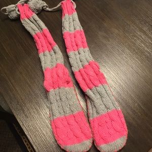 Pink Victoria Secret slipper boots sz small rare